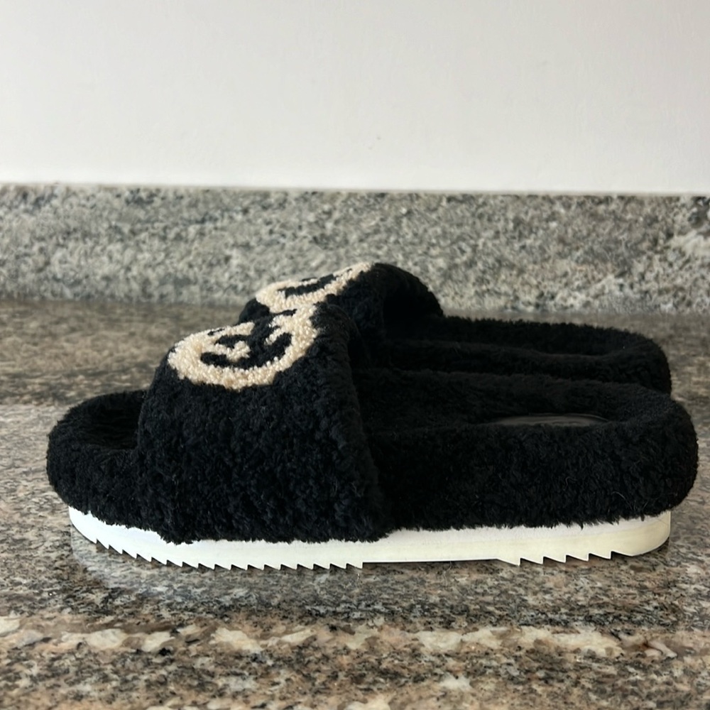 Gucci Interlocking Gg Shearling Slides - image 4
